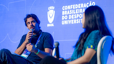Mascote Universitário marca presença no Summit da CBDU Week.