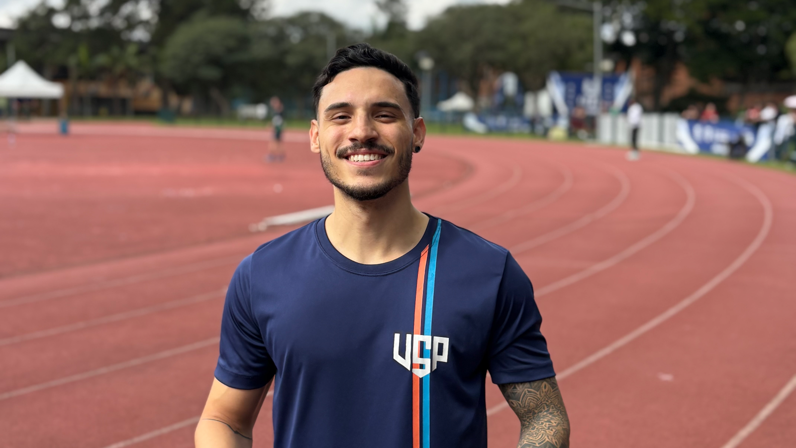 Danilo, da USP, garante dobradinha no atletismo do JUBs Fase SP